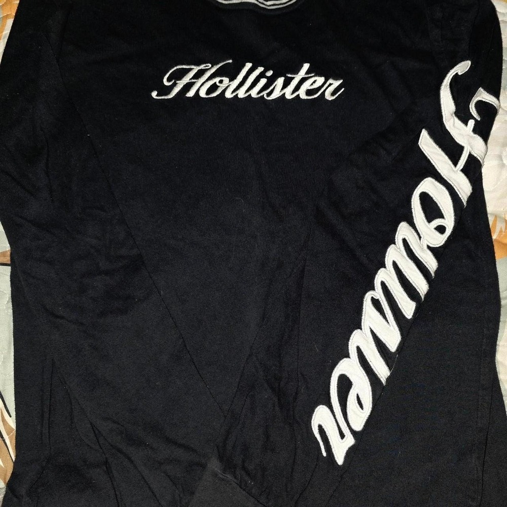 Hollister Womens Black Long Sleeve Graphic T-Shirt Script Logo Cotton XS